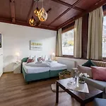 Guest house Restaurant Waldcafe 3*