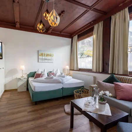 Restaurant Waldcafe Guest house Mayrhofen