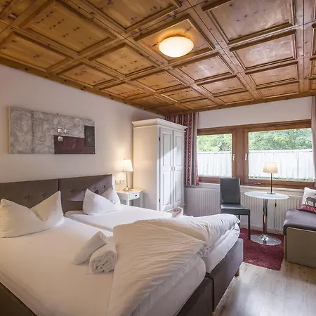 Restaurant Waldcafe Guest house Mayrhofen