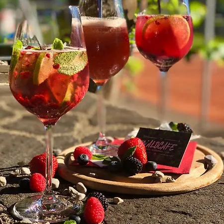 Restaurant Waldcafe 메이른호픈