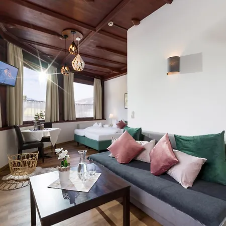 Restaurant Waldcafe 메이른호픈